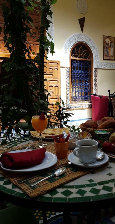 Riad Dar Zouhour Rabat Exterior foto